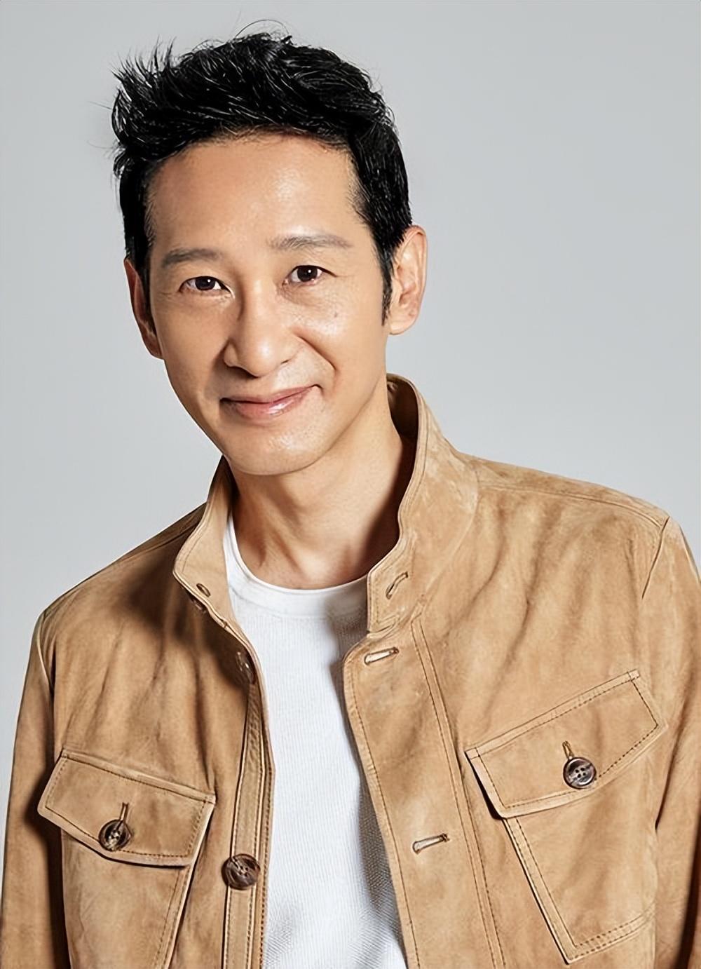 回顾一级演员王劲松傅彪的一句话点醒了我才有了我如今的成就