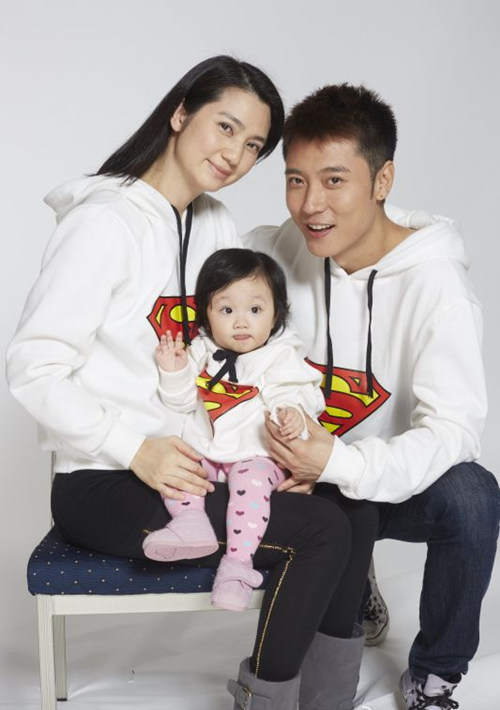 尽管有了自己的女儿,张丹峰依然对继子很好,继子还改了姓.