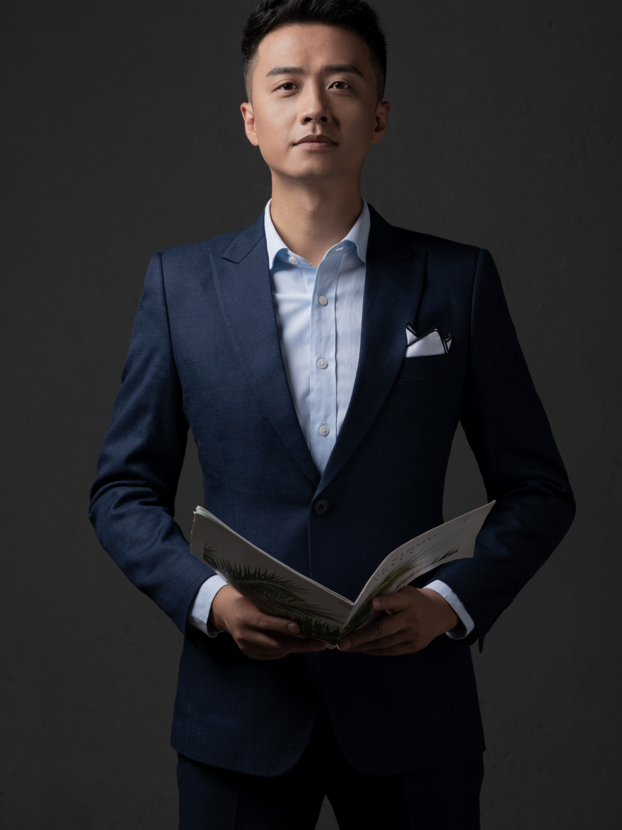 男士商务形象照丨男士写真 干练成熟 白领精英 一套好的形象 会对你的