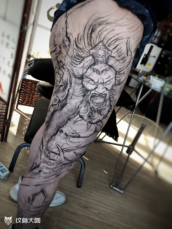 战神～蚩尤_腿部新传统纹身图案大全 - 纹身大咖