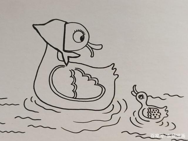 儿童绘画线描:鸭妈妈带小鸭子学游泳