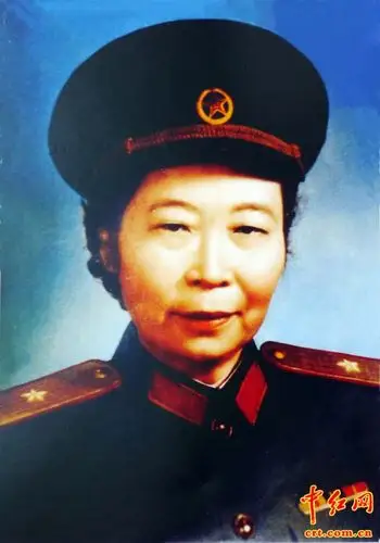李贞:从童养媳到新中国第一位女将军