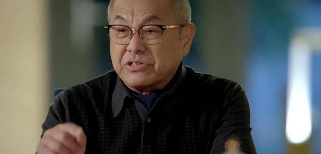 tvb演员于洋:大器晚成的绿叶,全家移居国外,74岁仍坚持拍戏