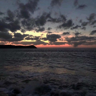 丧系风景背景图