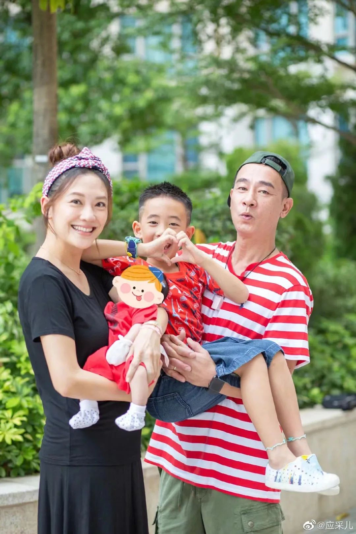 陈小春|戚薇|披荆斩棘_新浪新闻