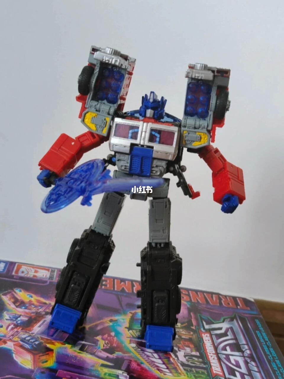 适合娃变形的机器人镭射擎天柱