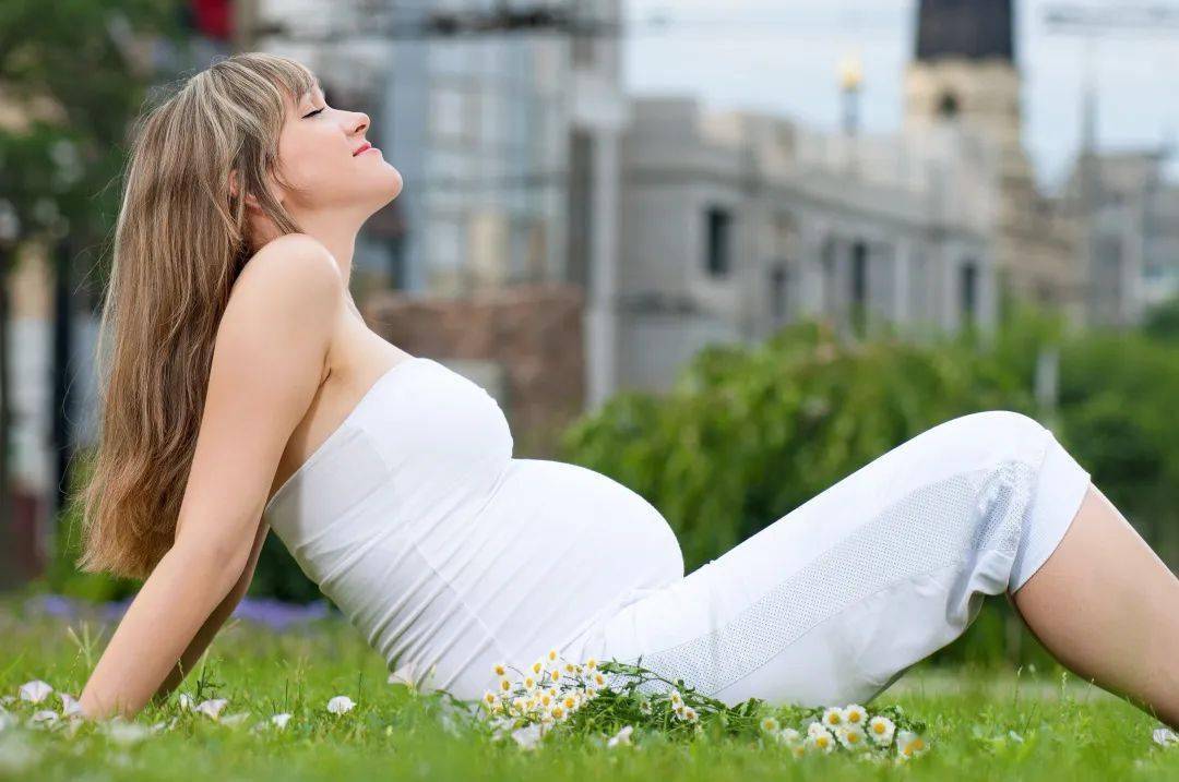 怀孕三个月,孕妈妈和胎儿有哪些变化需要注意?_宝宝_食用_体重