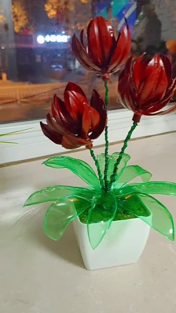 雪碧瓶子做的盆景花,美翻了!