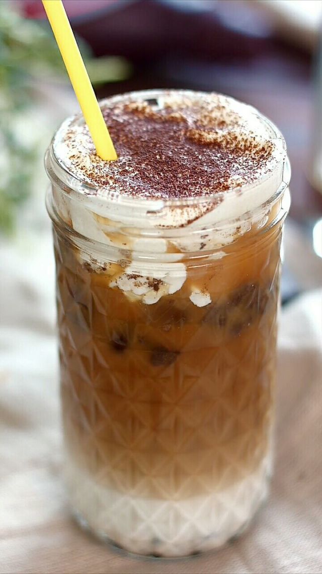 一到下午就昏昏欲睡?来杯网红奶盖咖啡,醇香香甜超提神!