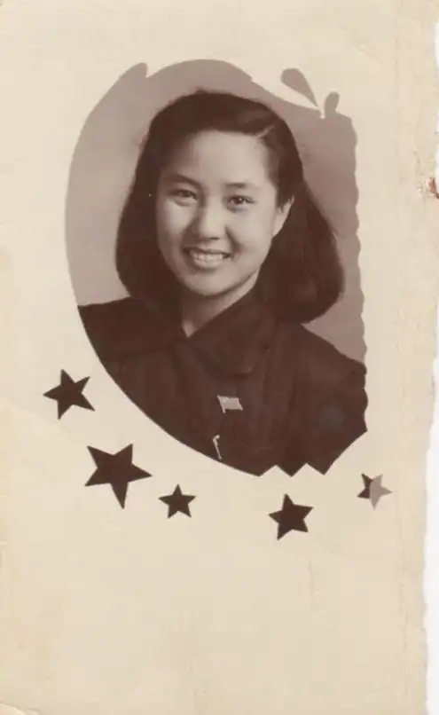 年轻时候的奶奶 1-爷爷奶奶的黑白老照片