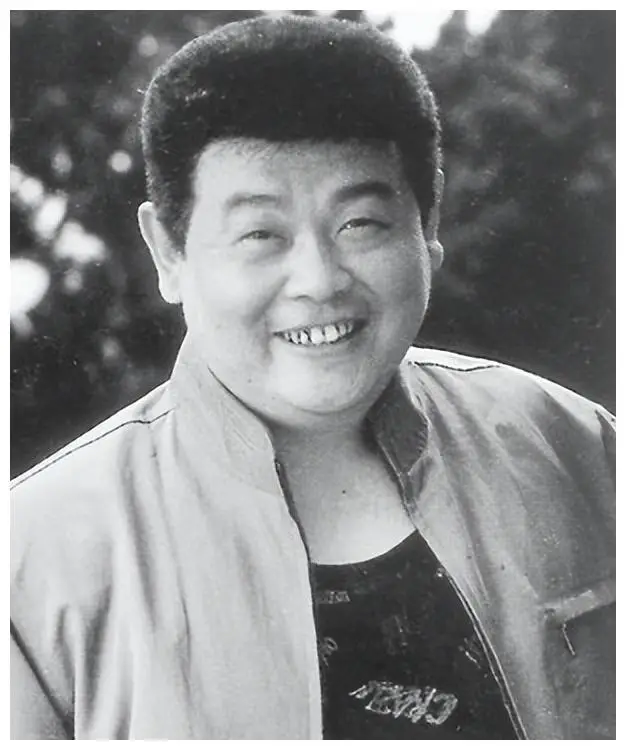 老戏骨王劲松到底怎么了?