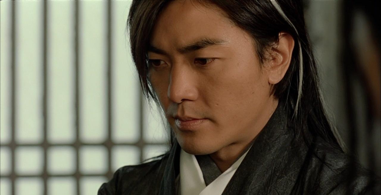 郑伊健西门吹雪造型建议永久收藏在古惑仔中重情重义的他,现实中也不