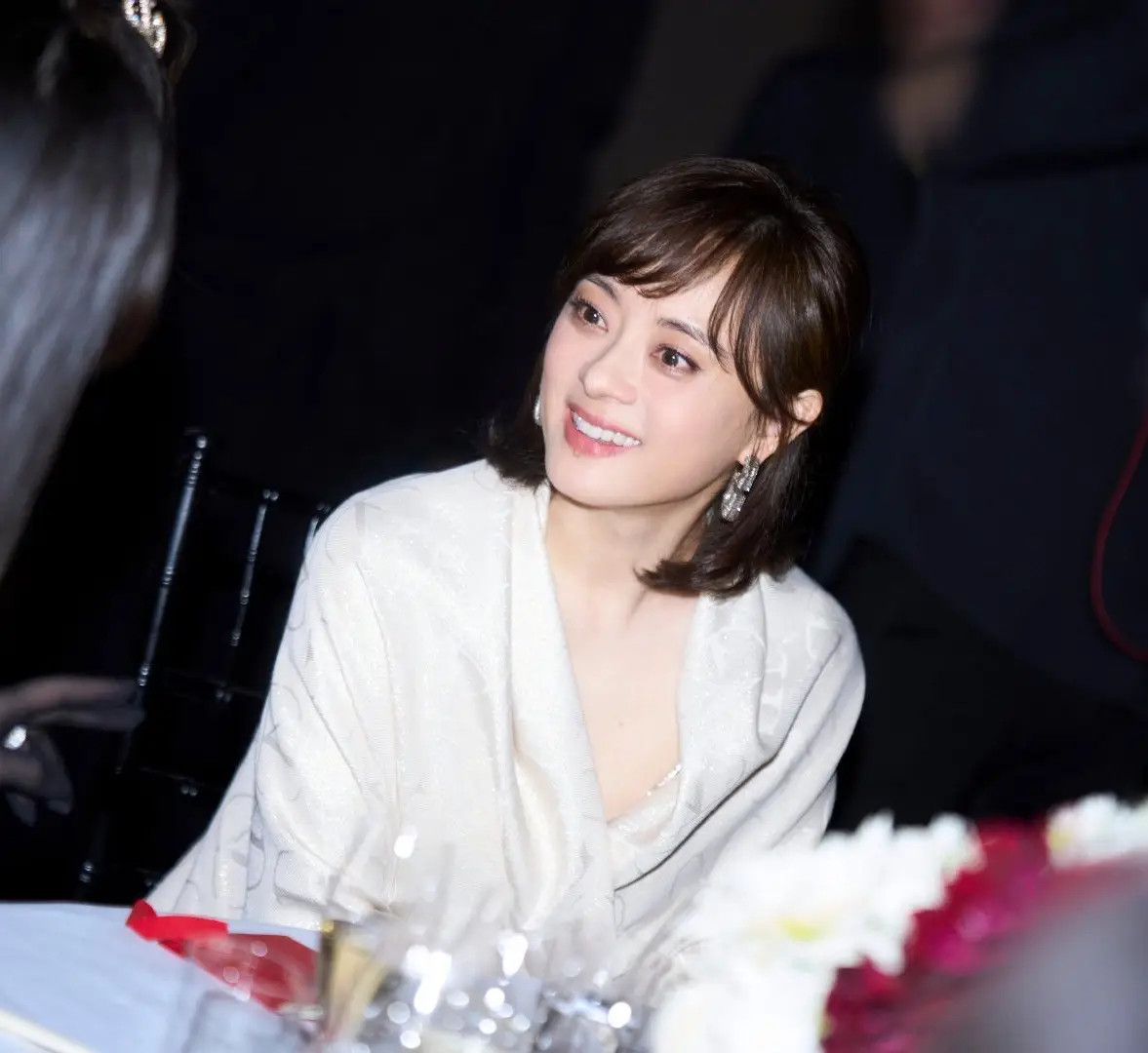 换发型如换脸?41岁孙俪颜值狂飙,活动生图超级美,气质像豪门阔太