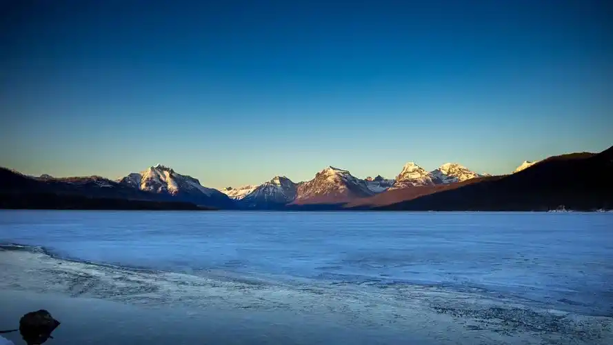 5k加拿大冰川国家公园mac动态桌面壁纸