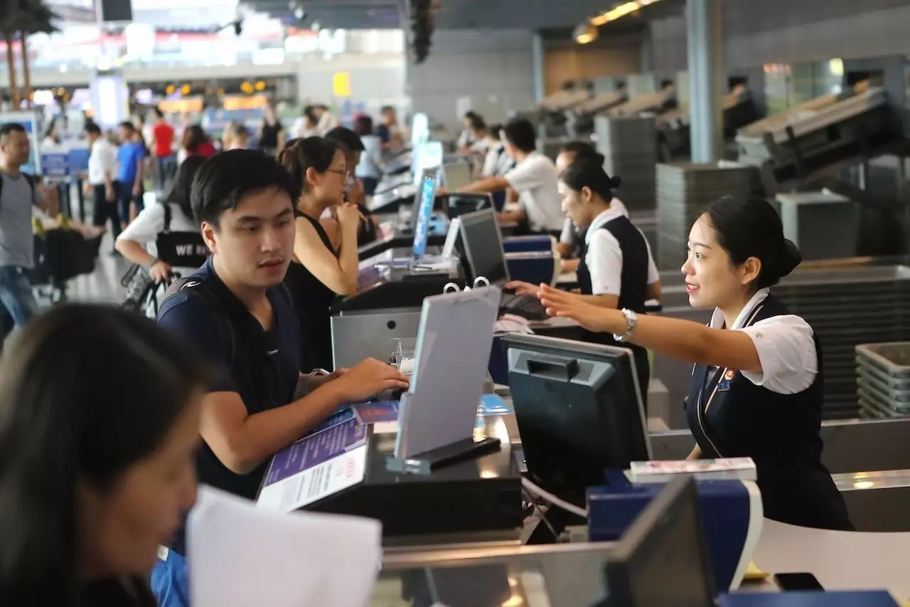 网上值机扫描二维码登机了解这些国庆出行更顺畅