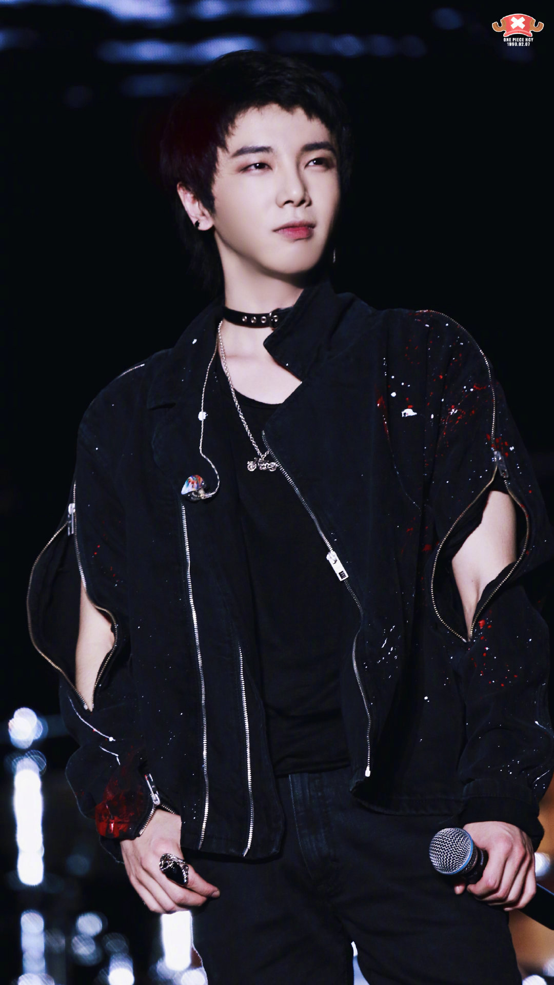 华晨宇优秀的锁骨,精致的五官,才华横溢的本人,简直完美_高清图集