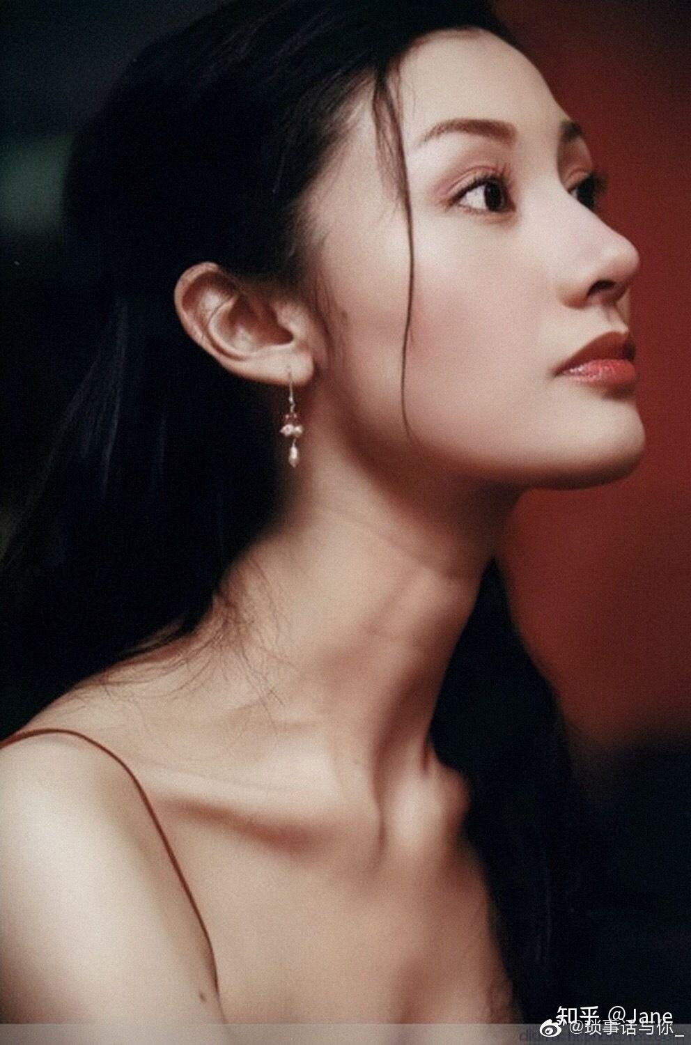 如何评价李嘉欣年轻时的相貌? - 知乎