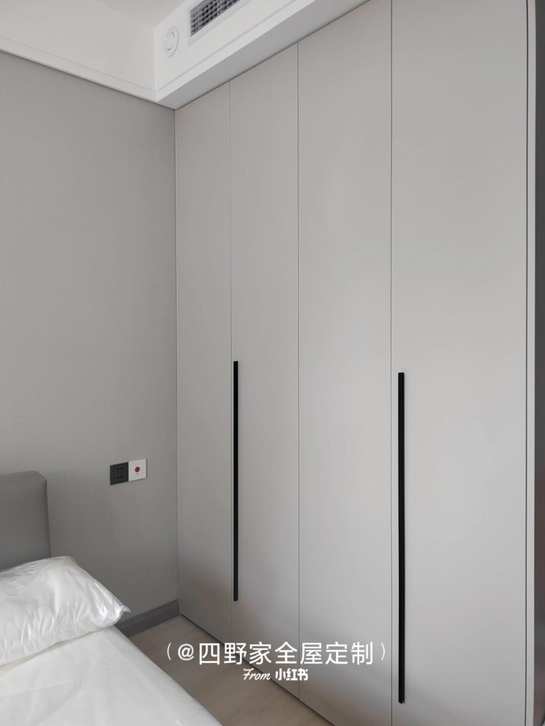 火了两年的羊绒灰衣柜,现在还有人喜欢吗