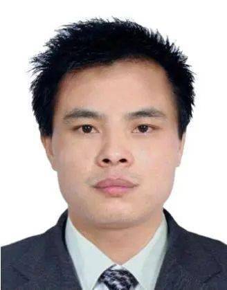 普宁一男子涉嫌故意杀人罪被通缉,看到请立即报警!