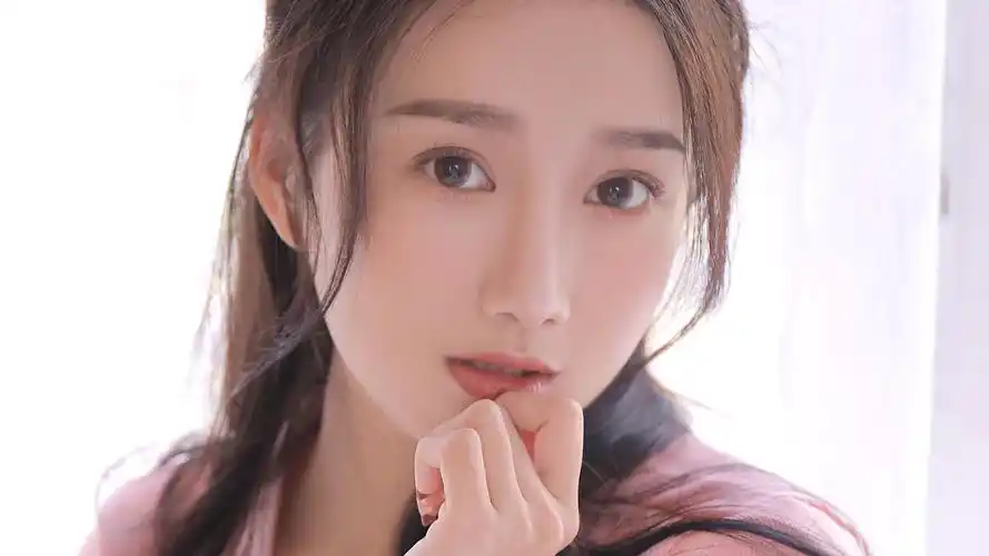 高颜值的小姐姐