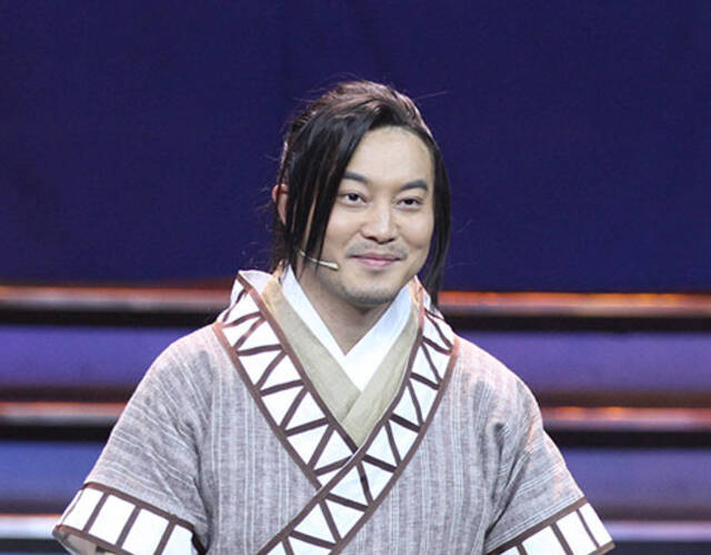 《武林外传》十年后再聚首 "小贝"变美笑容甜