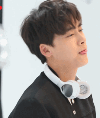 李易峰帅气开心男神gif动图_动态图_表情包下载_soogif