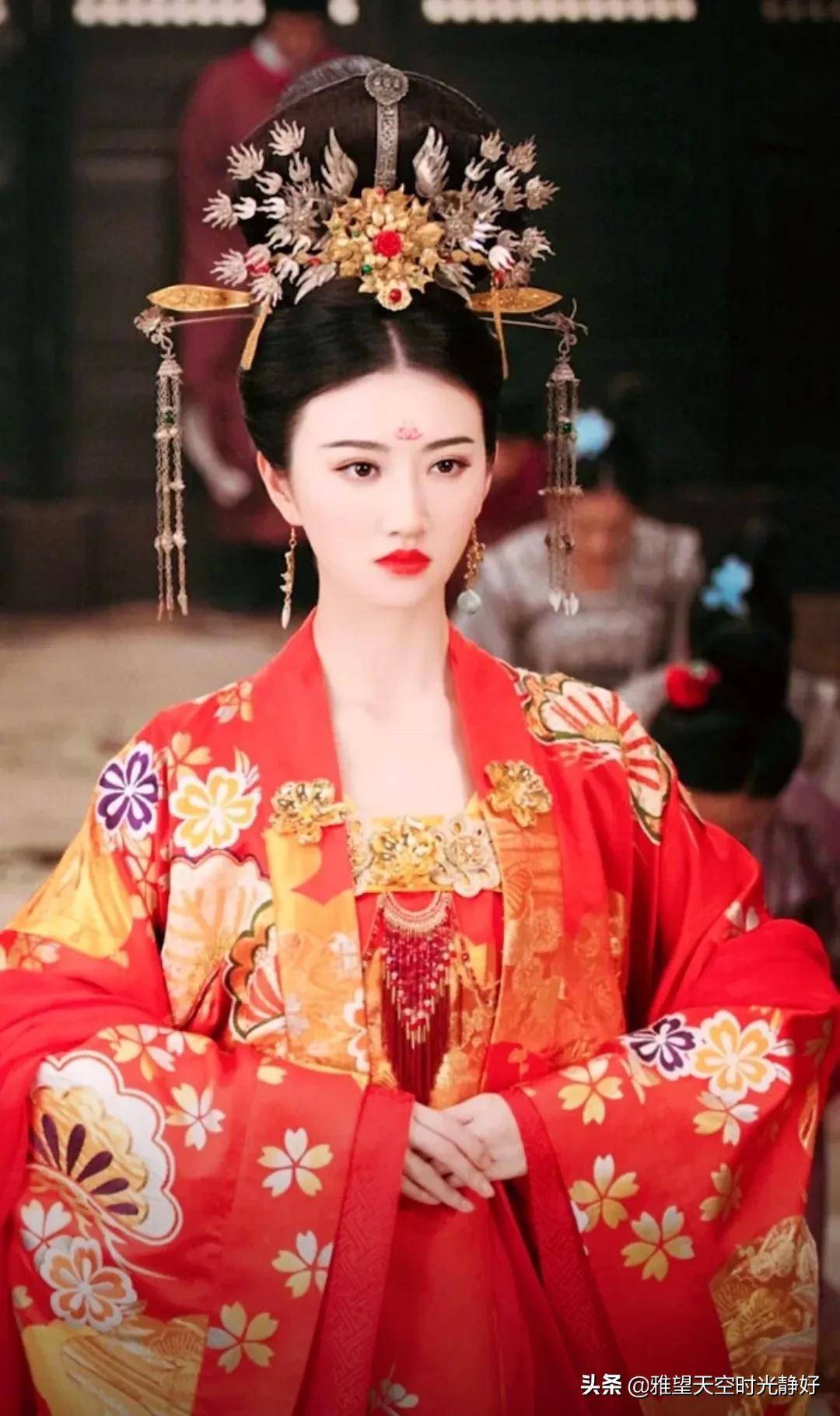 凤冠霞帔,十里红妆～影视剧女明星唯美古装嫁衣最新最全大盘点_整理