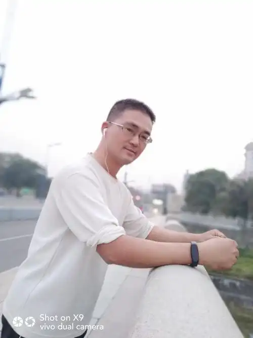 x9前置双摄男人也可以爱上自拍