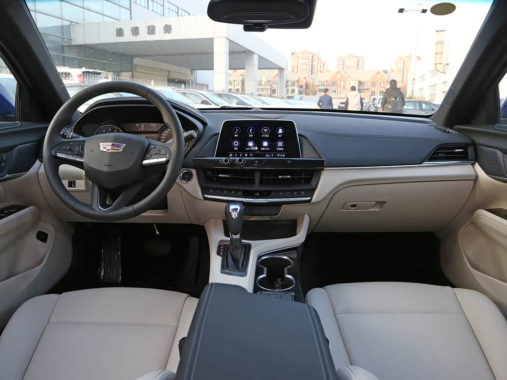 上汽通用凯迪拉克 凯迪拉克ct4 2021款 28t 风尚型