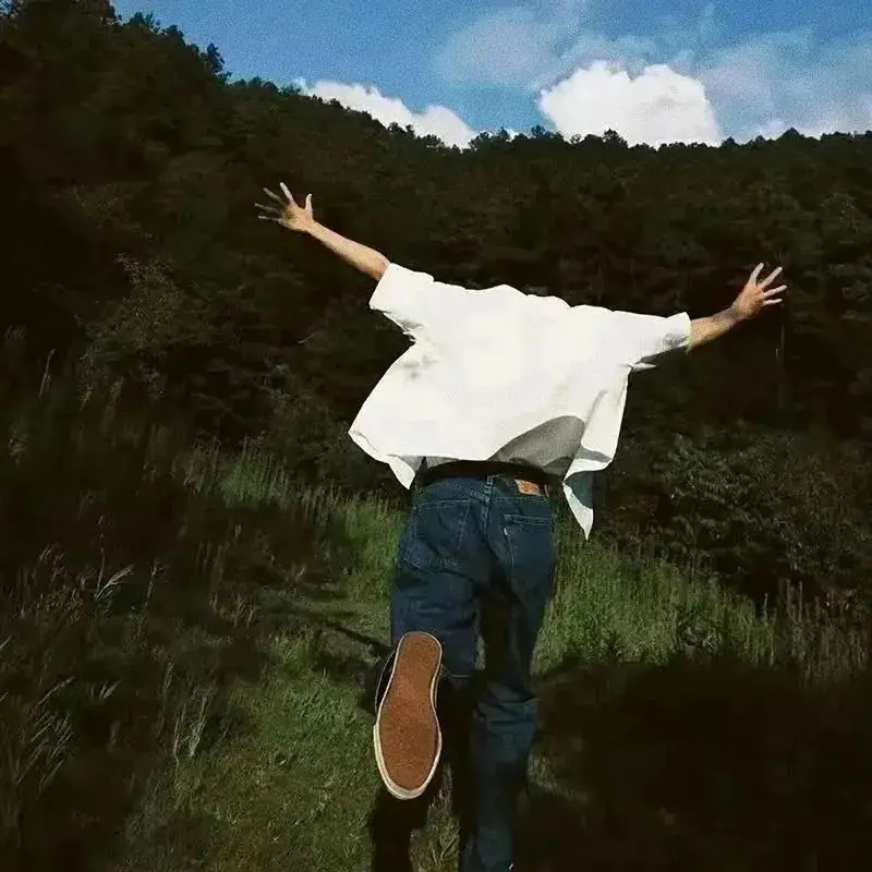 一组意境氛围感微信头像