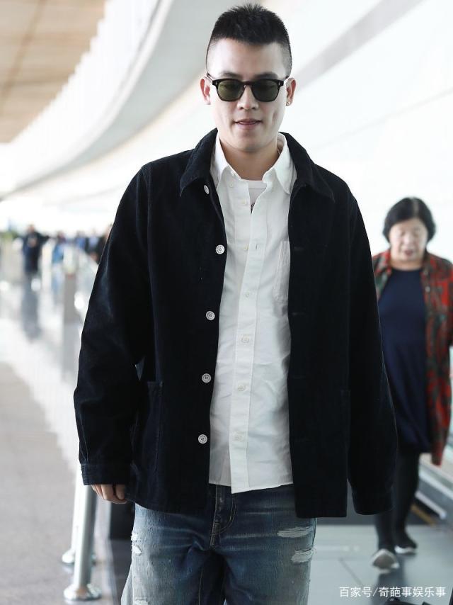 欧豪寸头造型man味十足,露标准邪魅笑撩粉无数