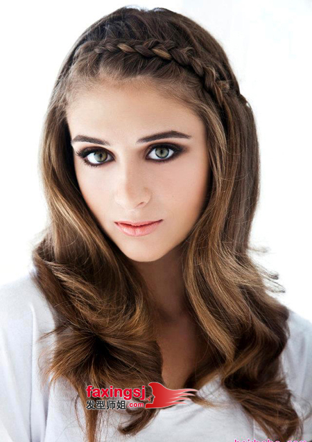 超人气甜美编发公主发型