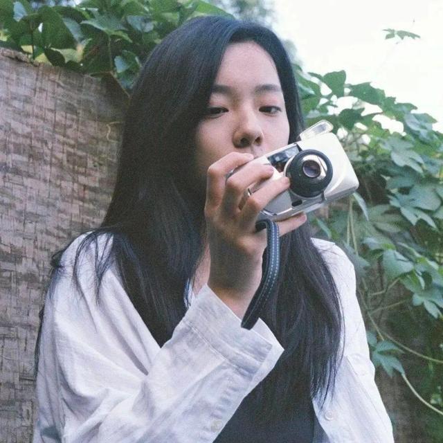 头像:宝藏女孩庄达菲