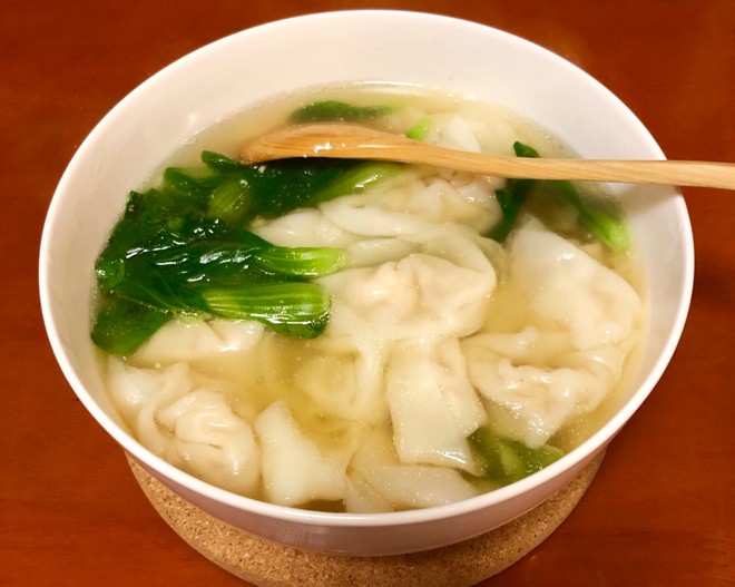 三鲜虾仁小馄饨