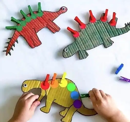 手工制作,这些物品经过幼师巧手,竟然变成这20件巨好玩的自制教玩具!