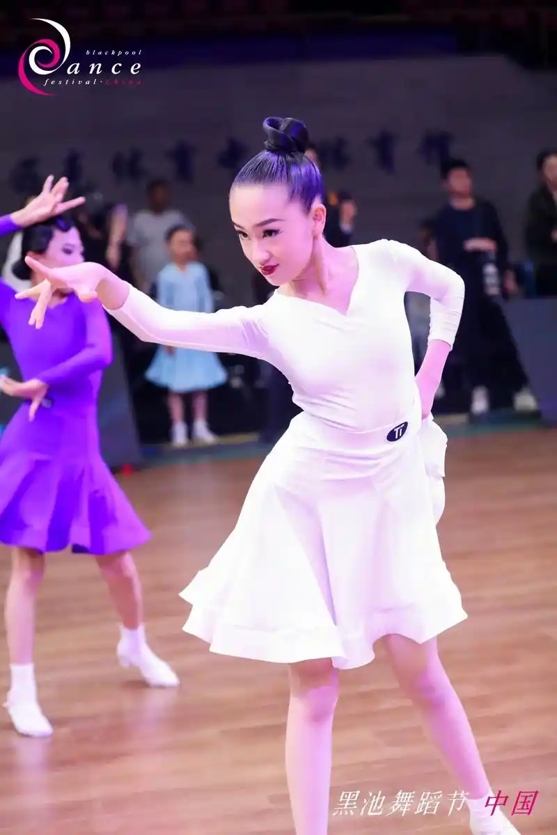 一些美丽的照片子～#一起来感受拉丁舞的魅力 #国标舞比赛 # - 抖音