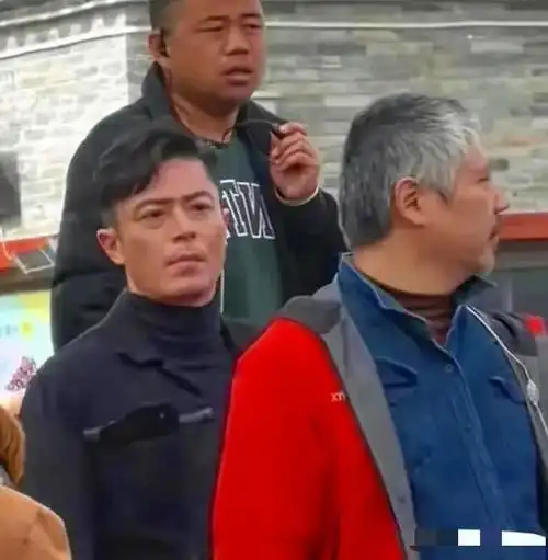 霍建华已经有老态了啊,网友评论神似郭富城!