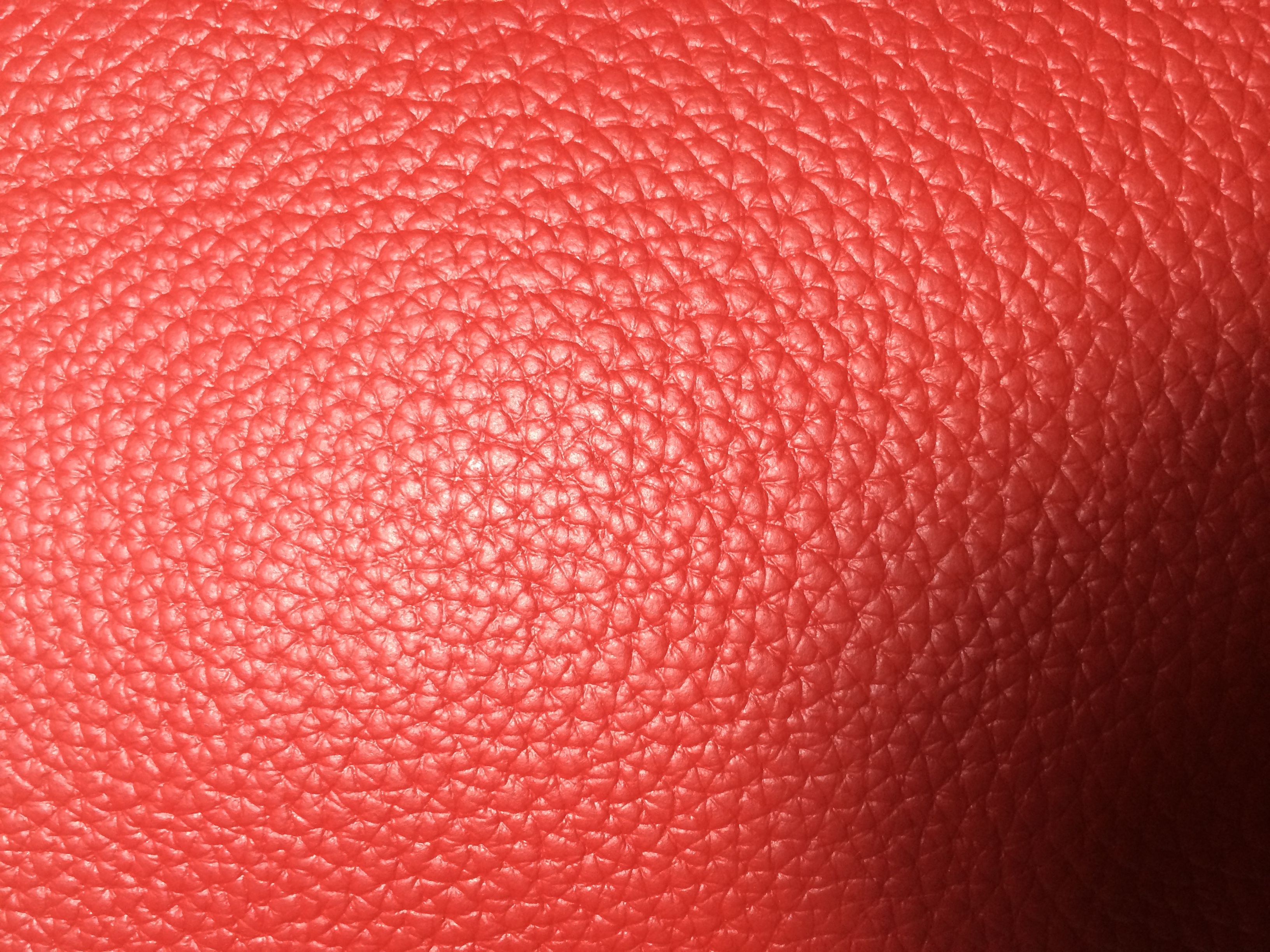 请问这是头层牛皮吗?