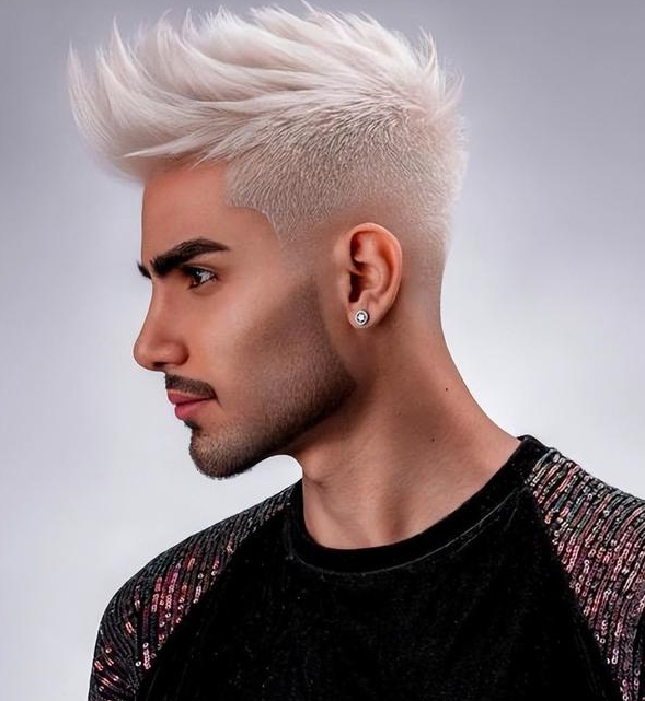 男士发型别乱剪,最酷还是两侧铲短,就连白发大叔剪完也很有型