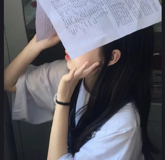 接受自己的普通,然后拼尽全力去与众不同  不露脸女头/短发/青春/自由