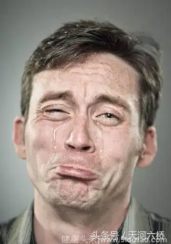 心理测试:4个男人,谁哭的最伤心?秒测ta是否真心为你伤心过!