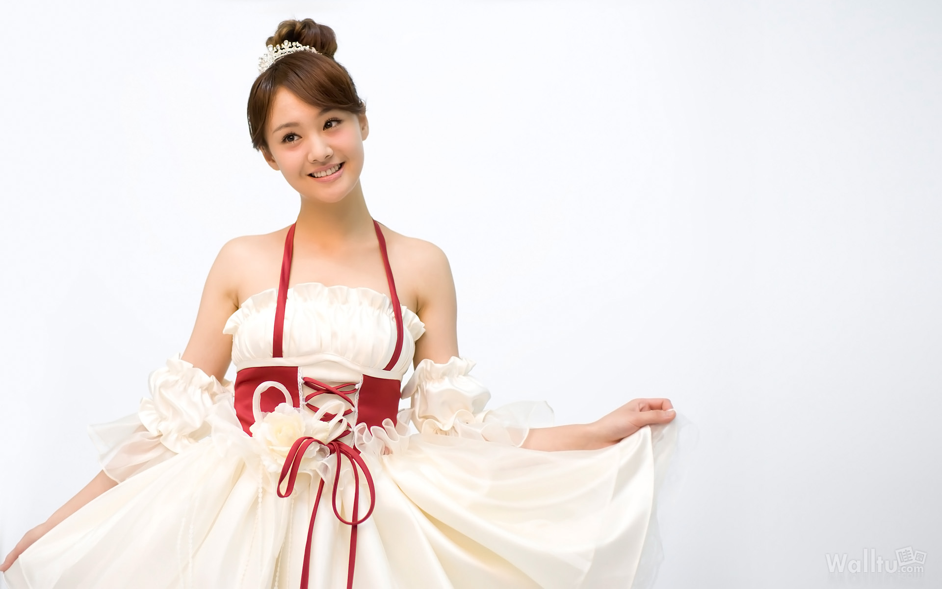 郑爽:吊带纱裙仙女范儿,宛如初恋般甜蜜的感觉