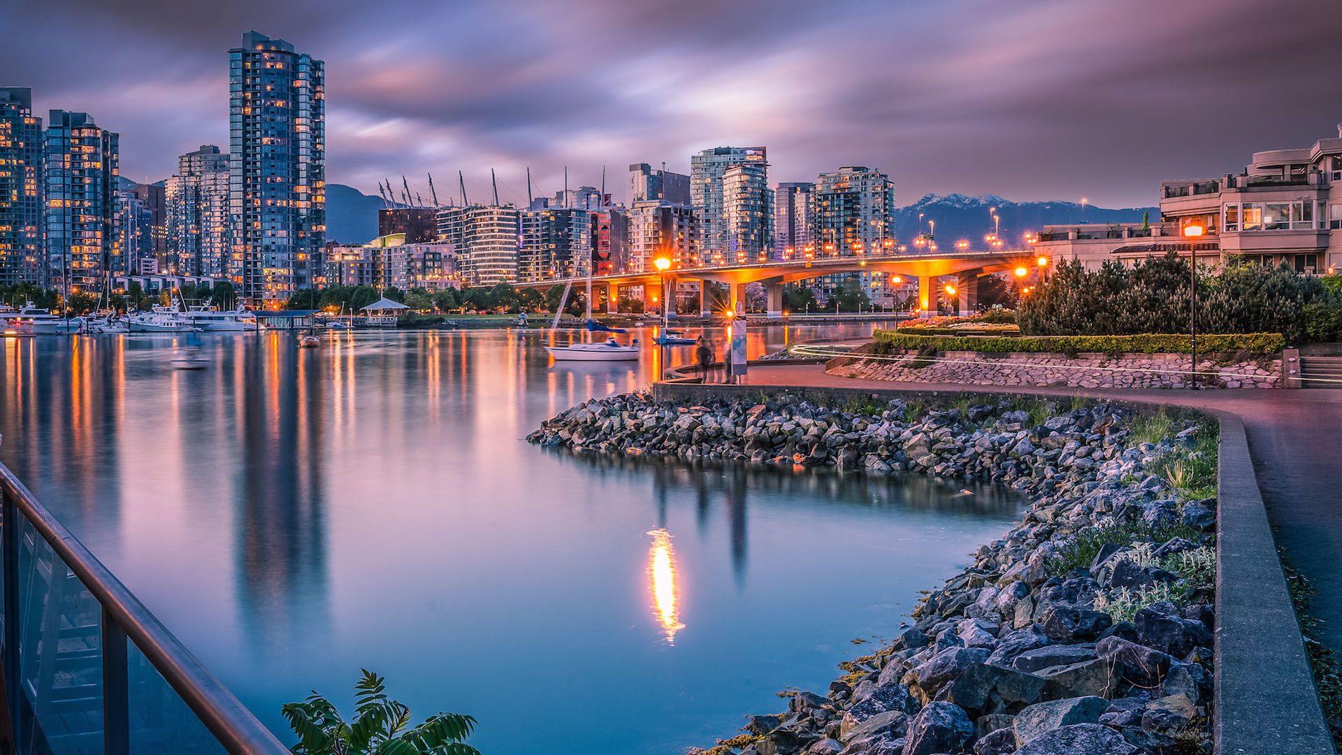 加拿大温哥华城市风景图片桌面壁纸,分辨率:1920x1200