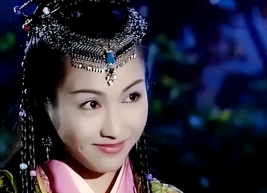 八卦娱乐明星# #黎姿# #赵敏# 《倚天屠龙记》赵敏