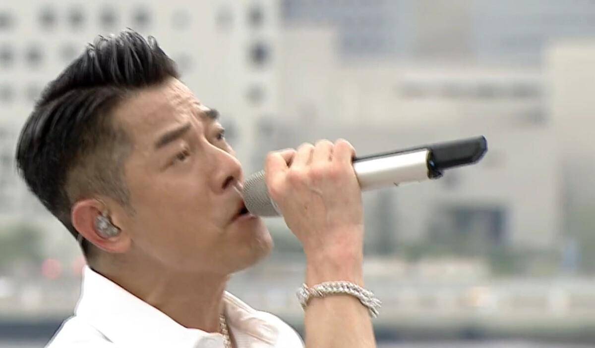 "四大天王"郭富城:一个摇头杀火了30年,却意外遭遇桃色陷阱_熊黛林