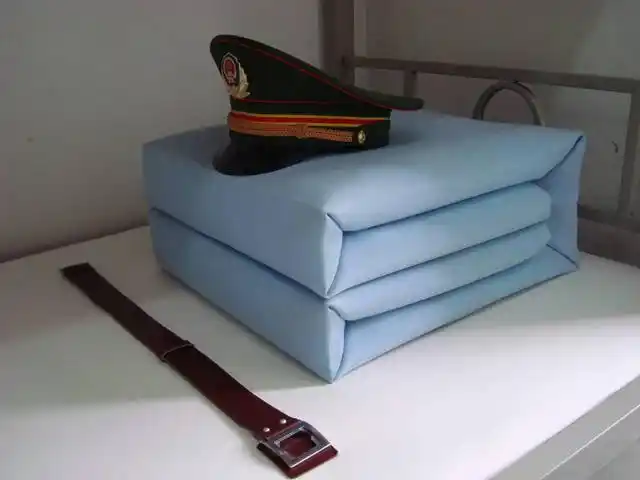 一个女兵的军校生活——内务篇