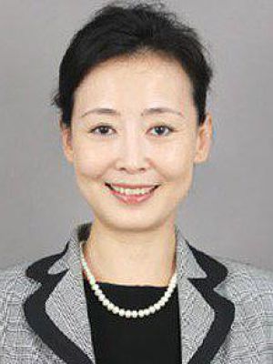 1972-08-10职业:演员影乐酷id:1642647srimdb:nm3606149简介:张瑞珈