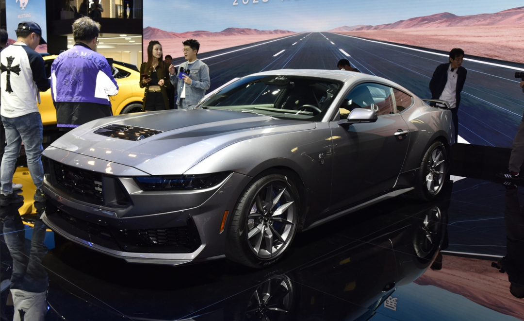 福特野马黑马版上市:72.5万元_太平洋号