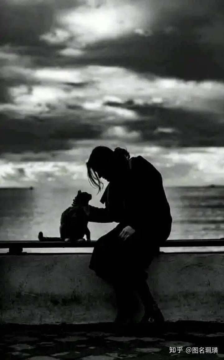 有哪些黑色系壁纸?