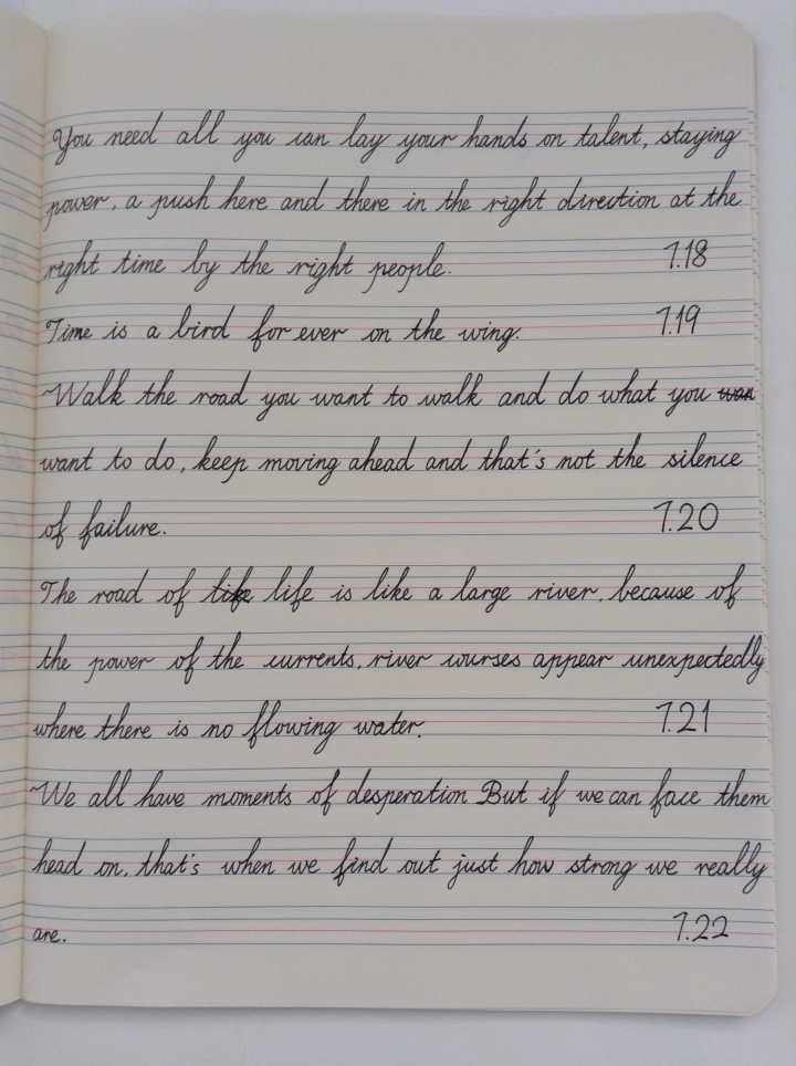 这是我从小学开始直到2014年5月6日以前的英文字体.